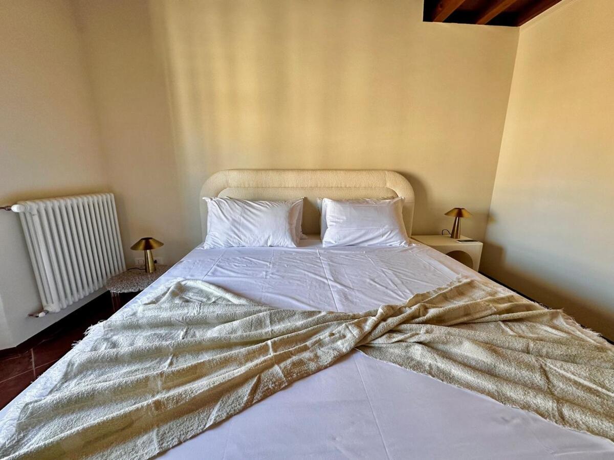 Ad Rondinelli, Appartamento